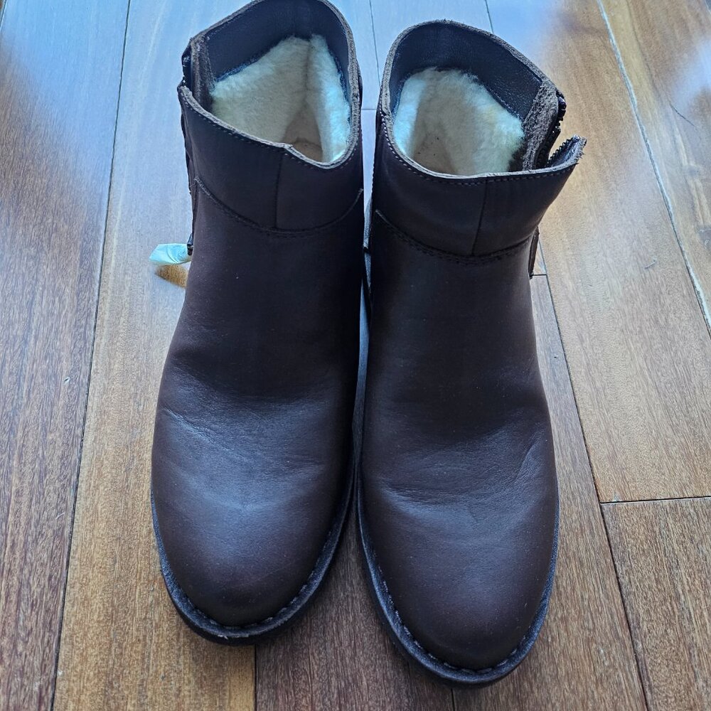 UGG Brown Ankle Boots with Cream Lining
